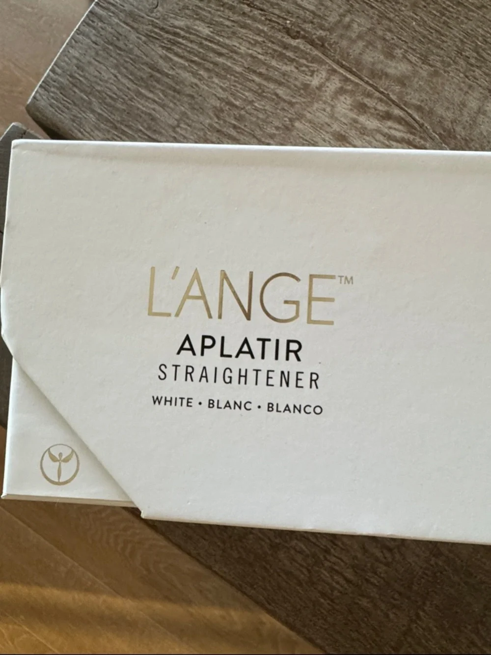 L’ange APLATIR Hair Straightner Wand White Tourmaline lightweight dual voltage